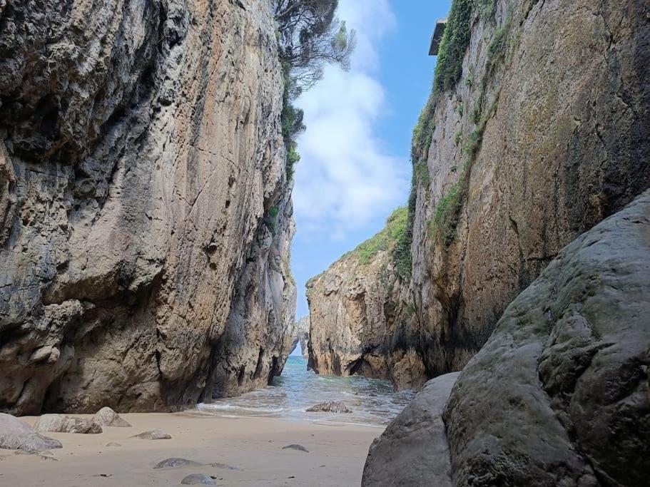 Romantico Acogedor Apartamento En Llanes Esterno foto